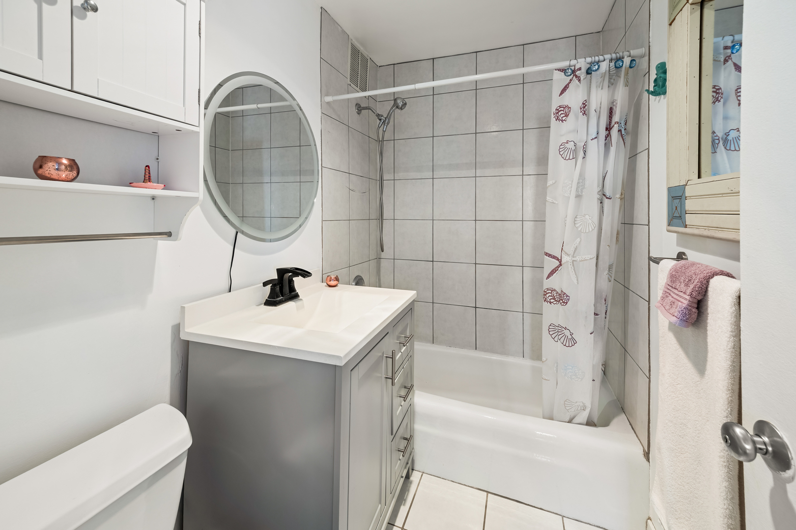 655 W IRVING PARK Road Unit: 5315