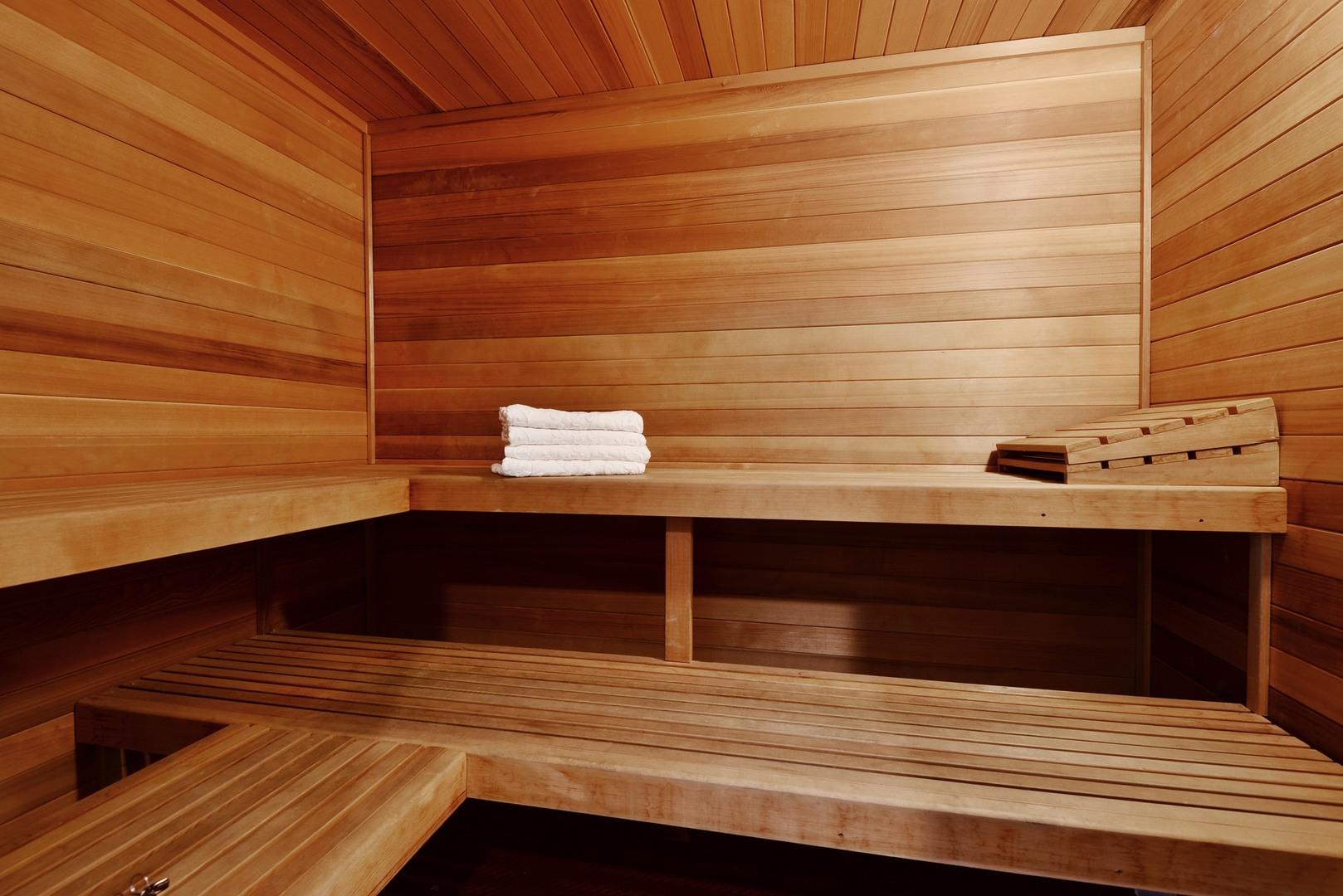 2020 N LINCOLN PARK WEST Unit: 25G