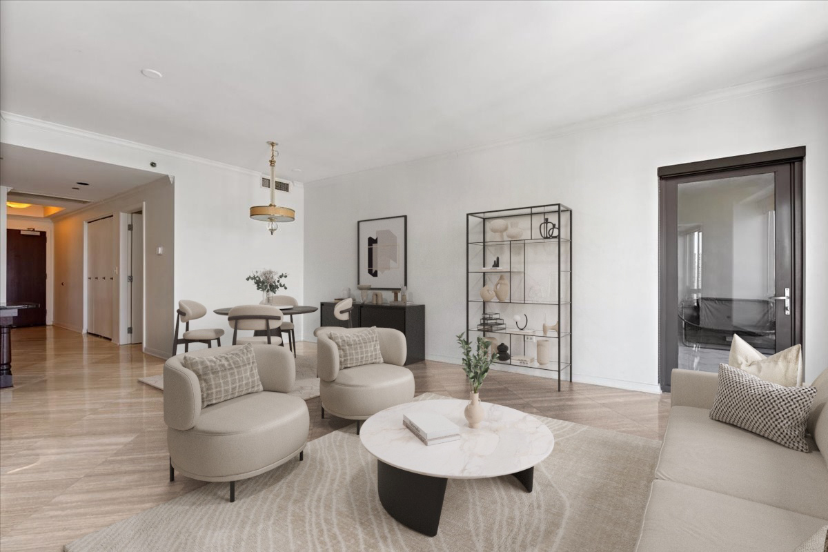 130 N GARLAND Court Unit: 3702