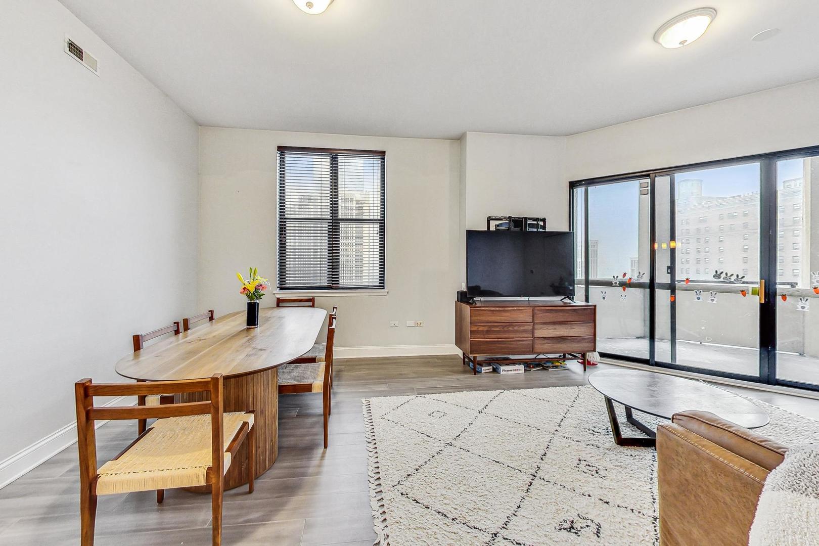 1464 S Michigan Avenue Unit: 1601