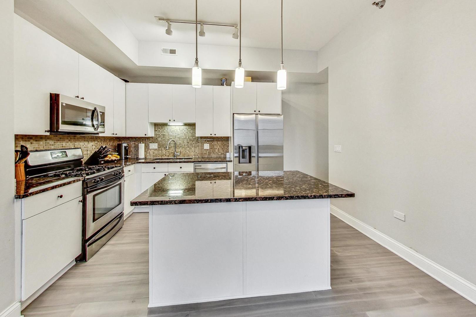 1464 S Michigan Avenue Unit: 1601