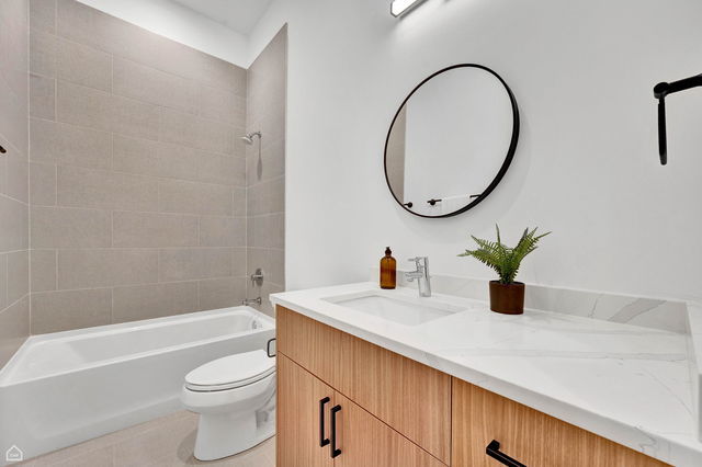 1615 W 13 Street Unit: 301