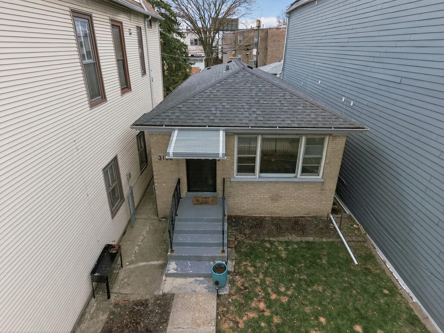 3138 N Richmond Street