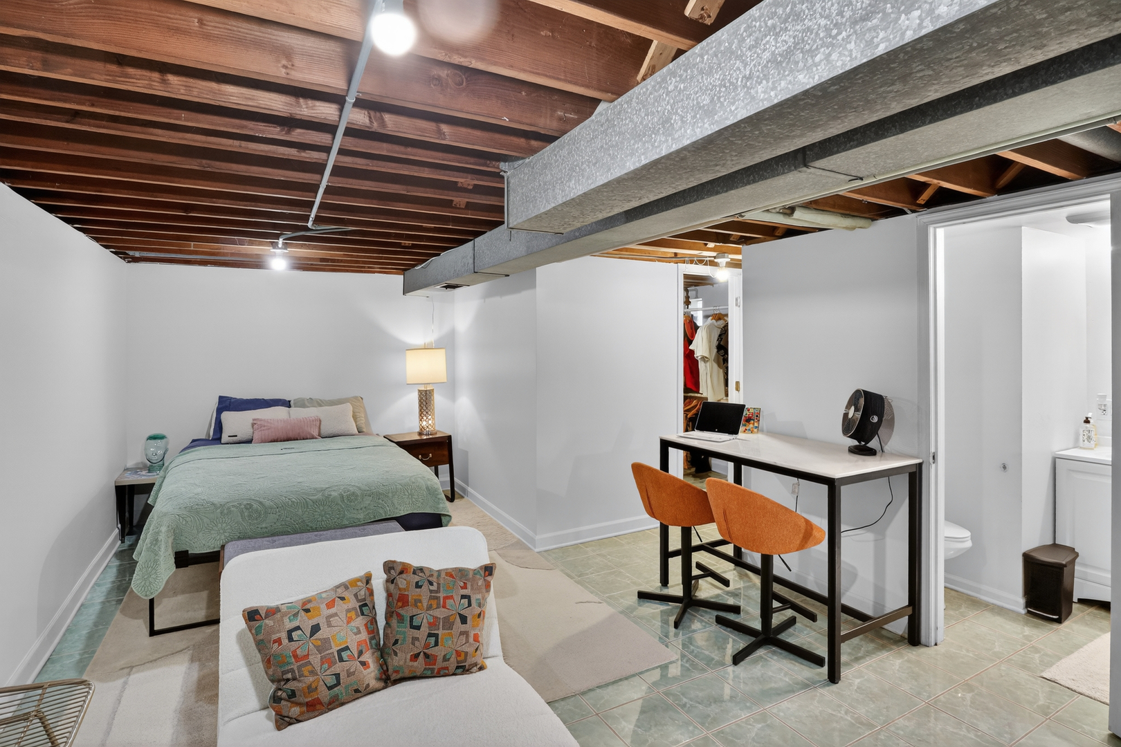 3138 N Richmond Street