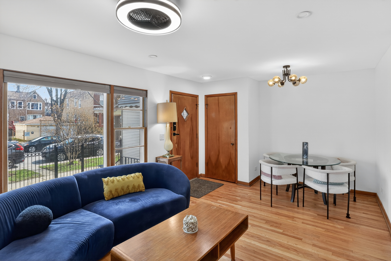 3138 N Richmond Street