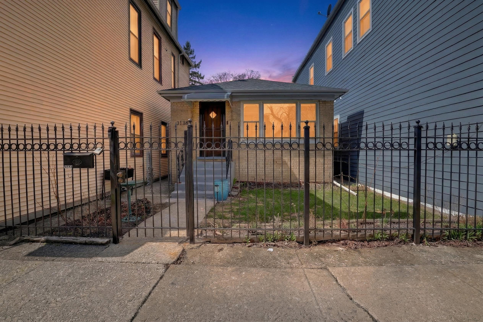 3138 N Richmond Street