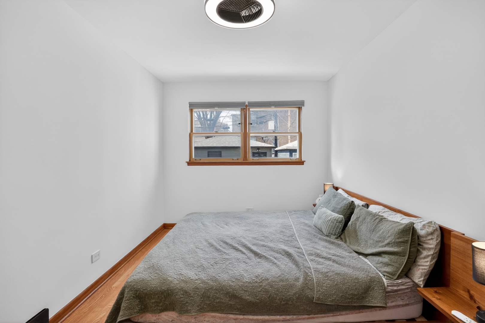 3138 N Richmond Street