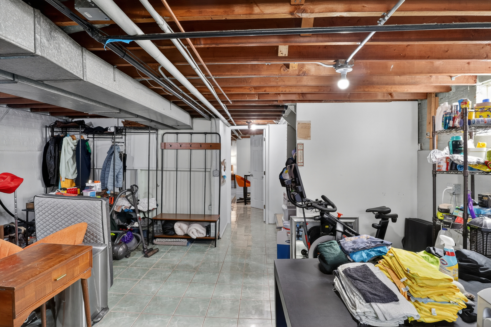 3138 N Richmond Street