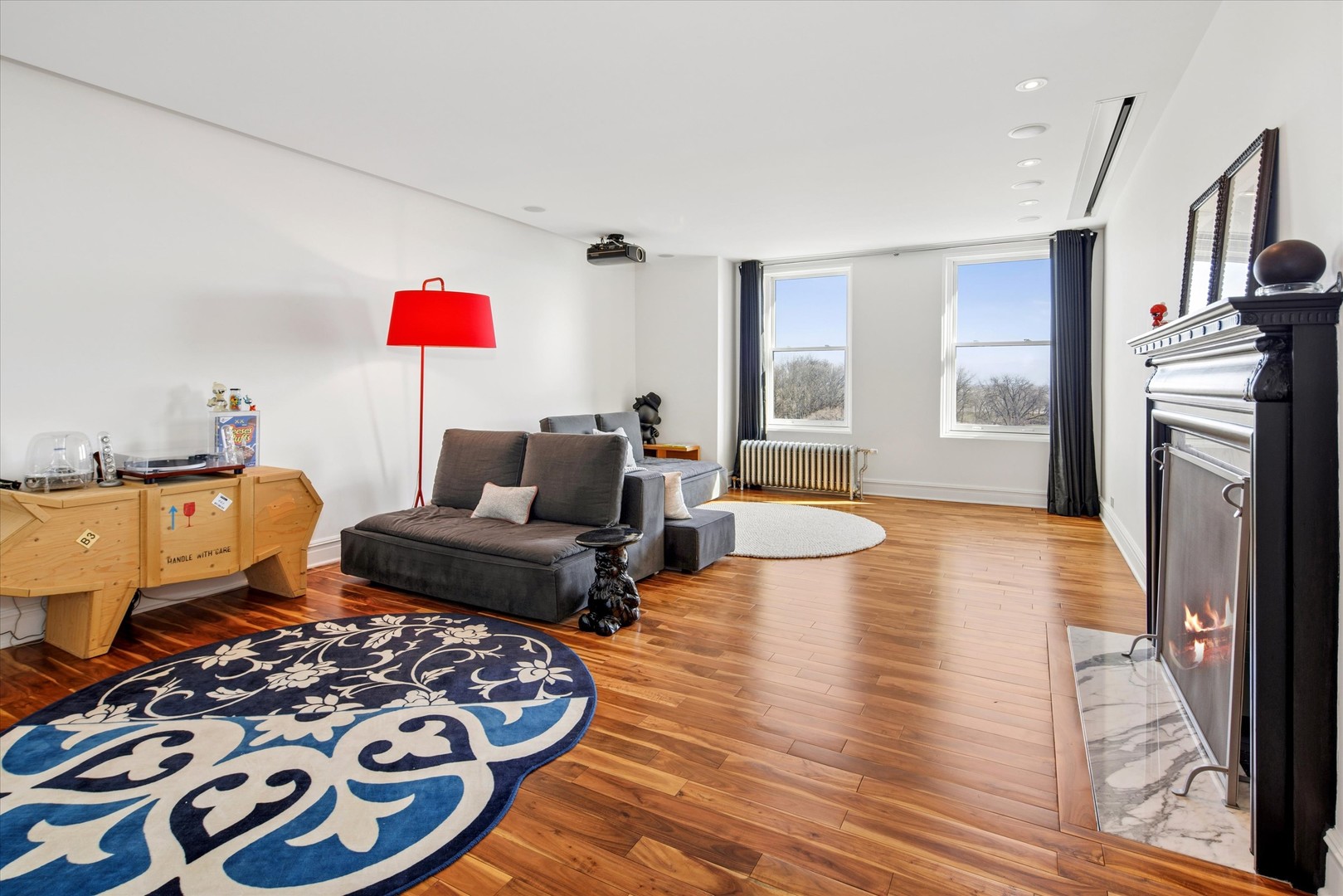 3500 N LAKE SHORE Drive Unit: 6D
