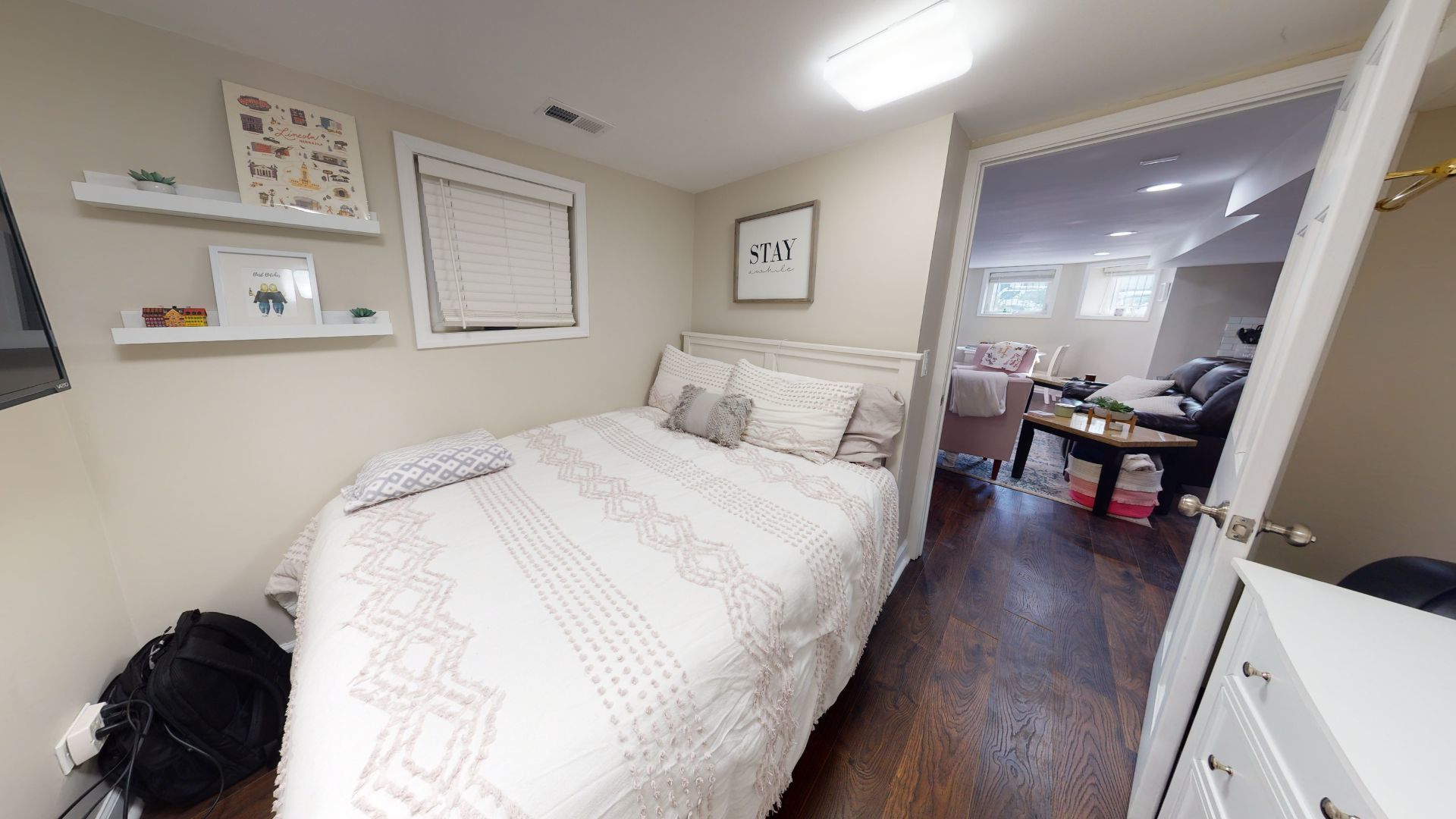 1016 W OAKDALE Avenue Unit: G