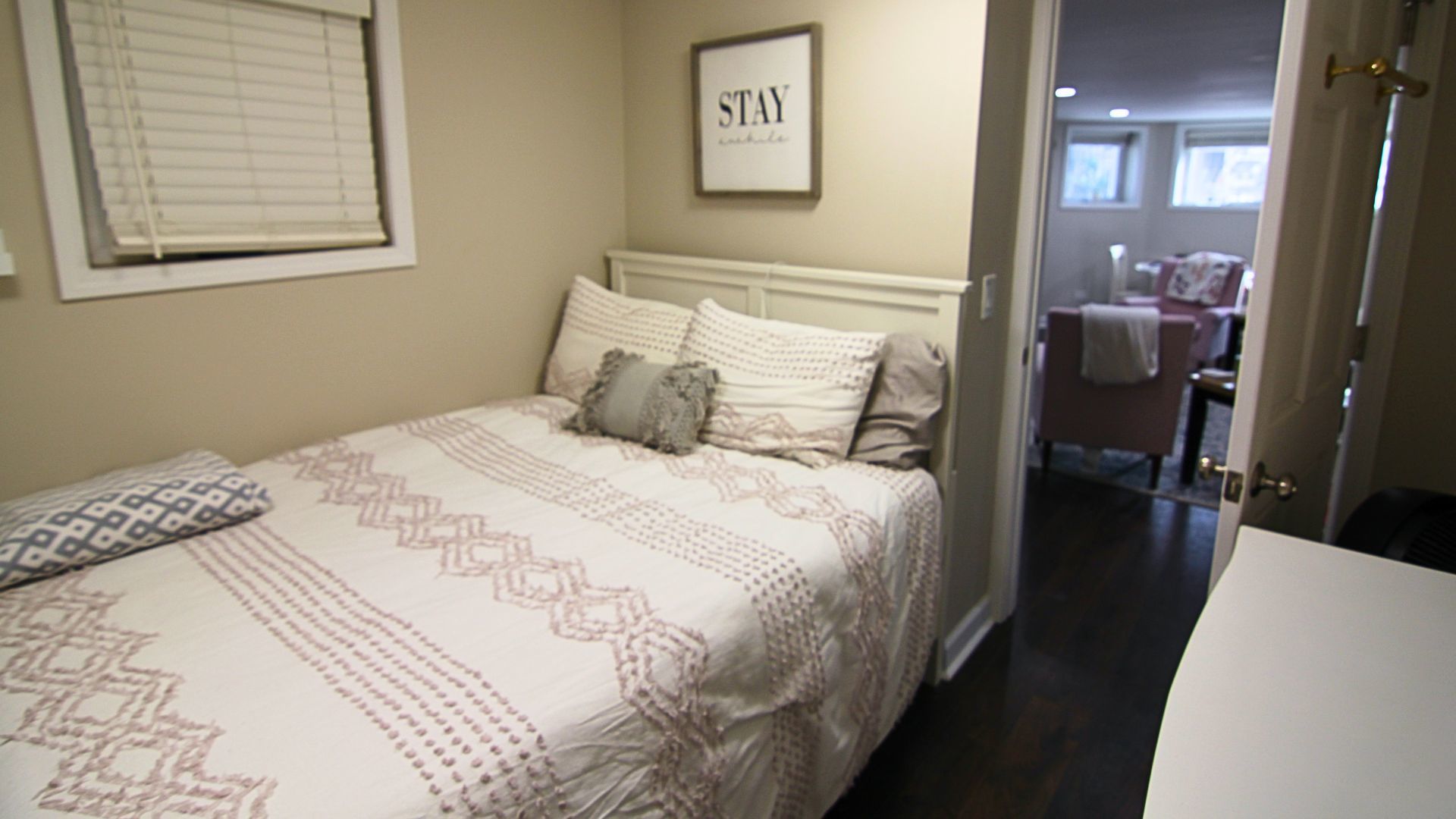 1016 W OAKDALE Avenue Unit: G