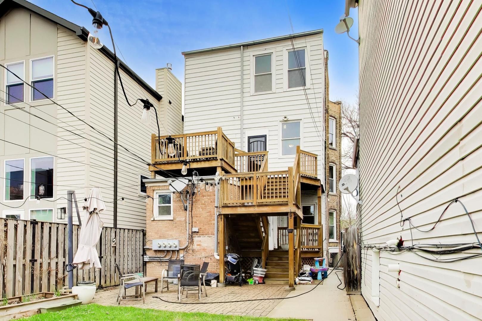 3009 W Belden Avenue