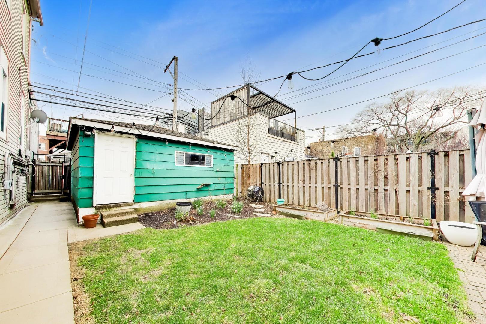 3009 W Belden Avenue