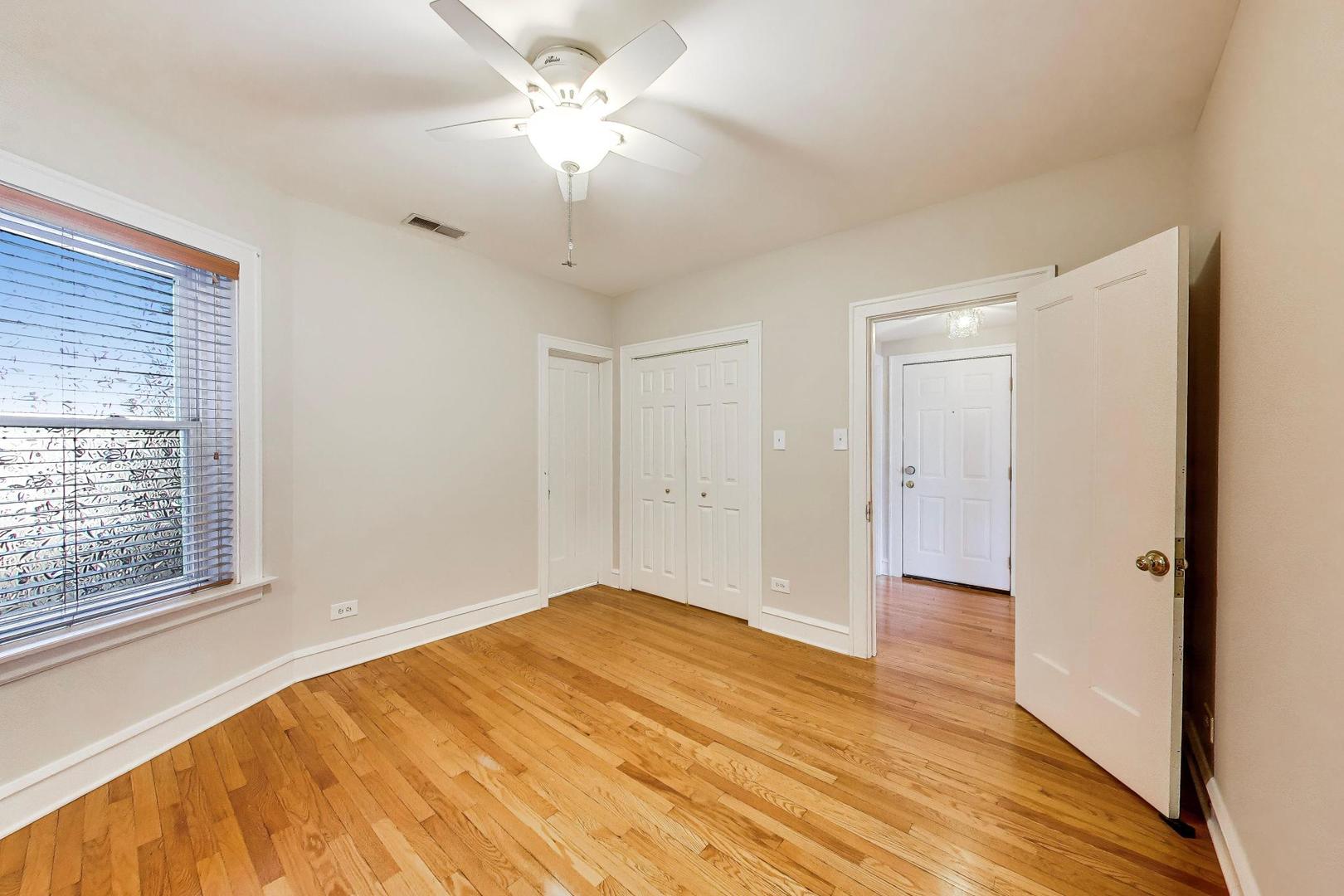 1734 W FOSTER Avenue Unit: 1