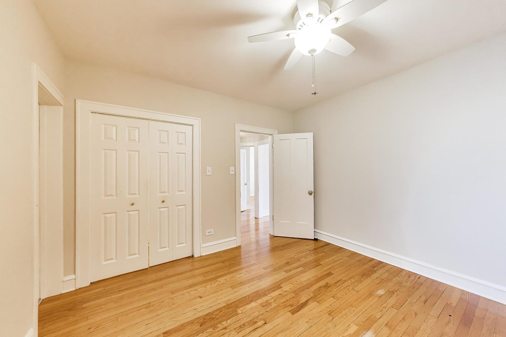 1734 W FOSTER Avenue Unit: 1