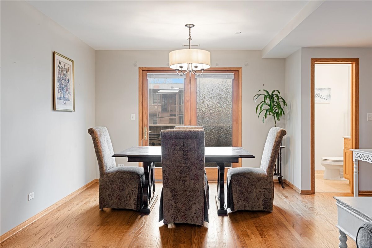 407 S Oak Park Avenue Unit: H