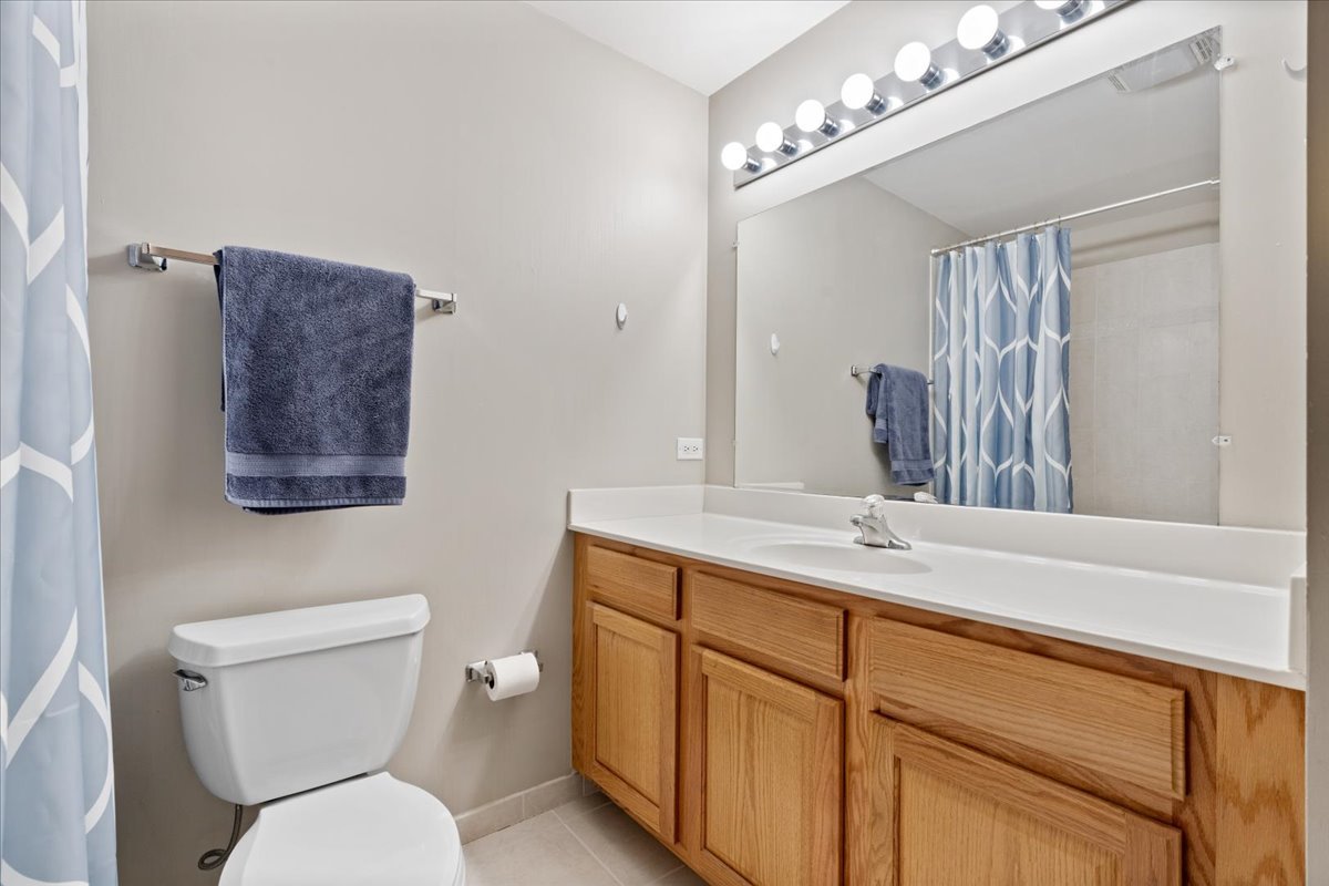 407 S Oak Park Avenue Unit: H