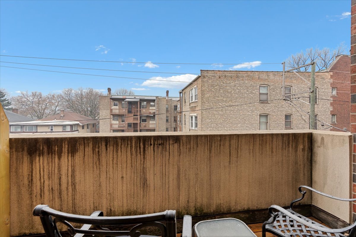 407 S Oak Park Avenue Unit: H