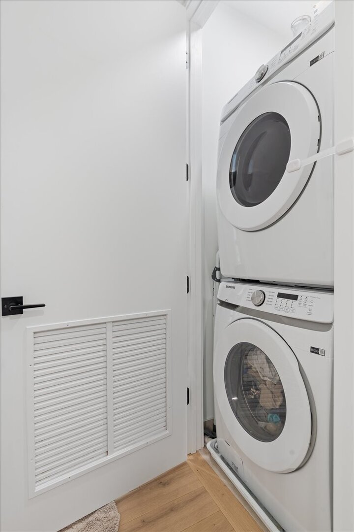 2611 W Haddon Avenue Unit: 2