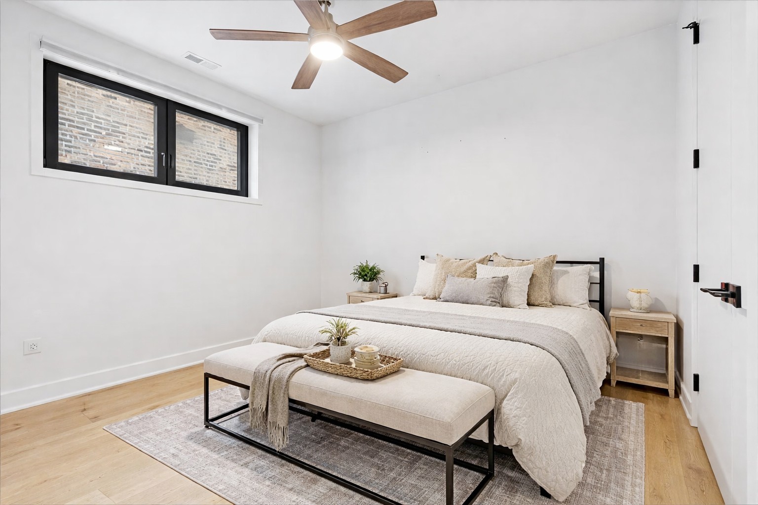 2611 W Haddon Avenue Unit: 2