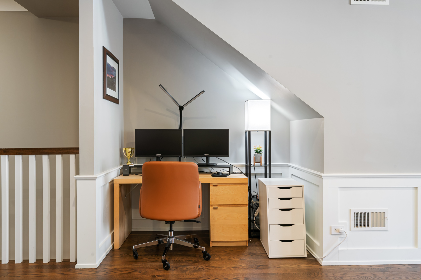 729 W Barry Avenue Unit: 1