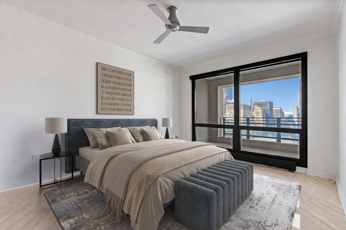 130 N GARLAND Court Unit: 3702