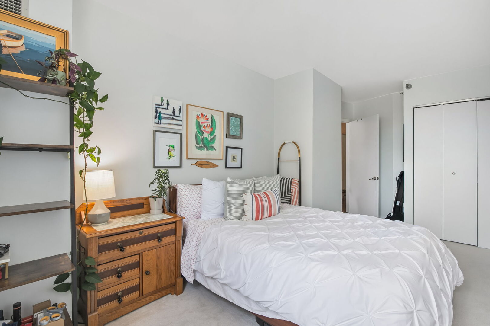 33 W Ontario Street Unit: 26B