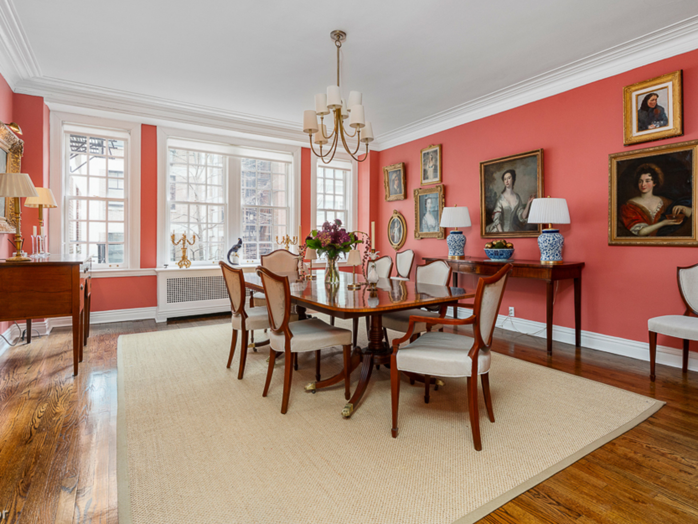 232 E WALTON Place Unit: 5E