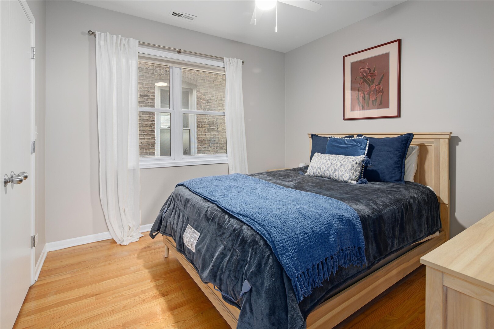 1020 N MOZART Street Unit: 2