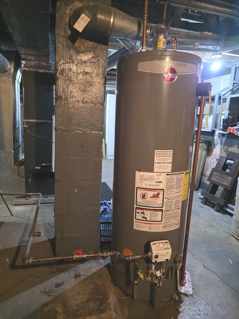 5411 W WARWICK Avenue