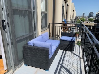 900 N KINGSBURY Street Unit: 1105