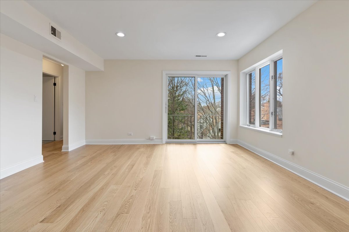 1500 OAK Avenue Unit: 4C