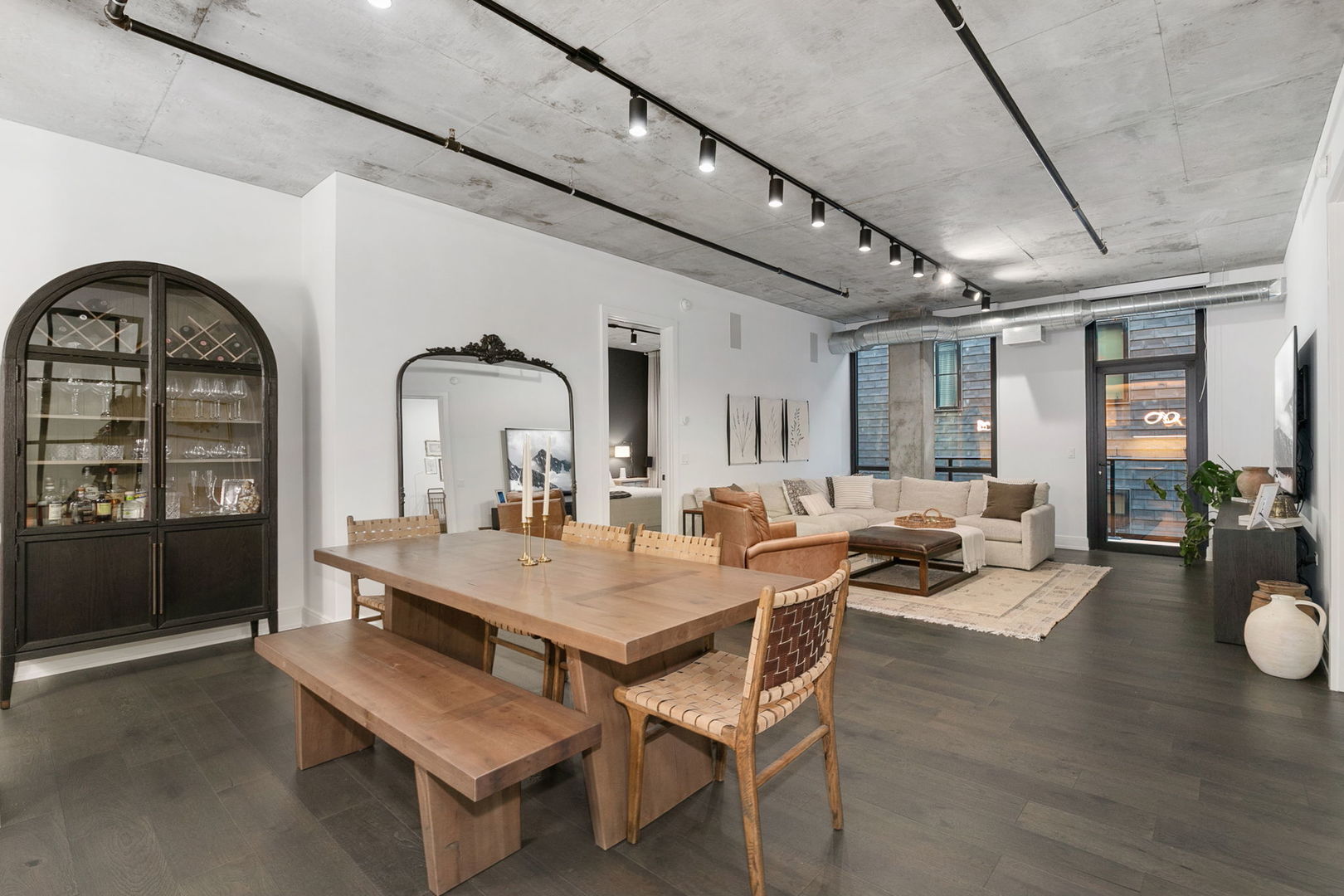 111 S Peoria Street Unit: 506