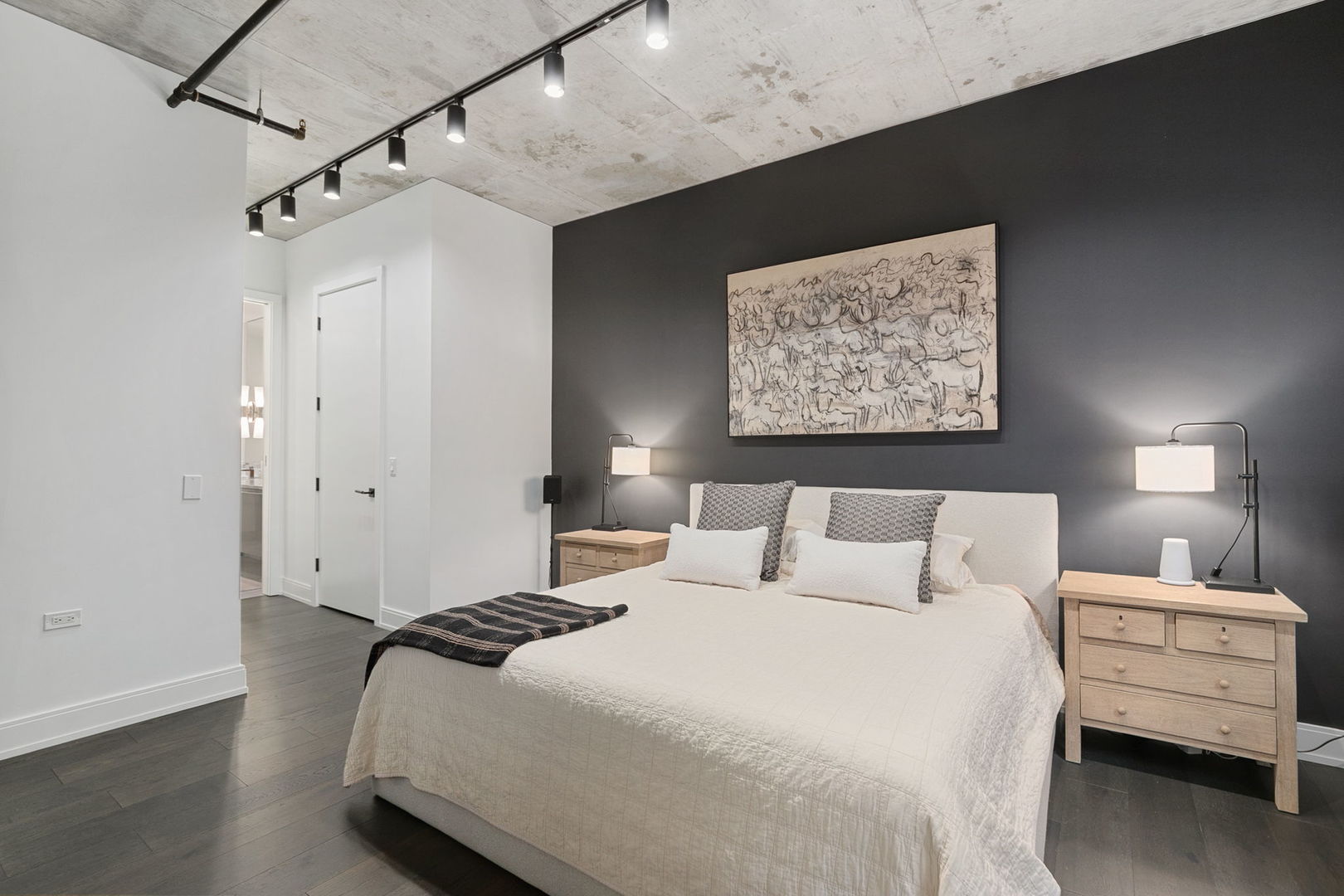 111 S Peoria Street Unit: 506