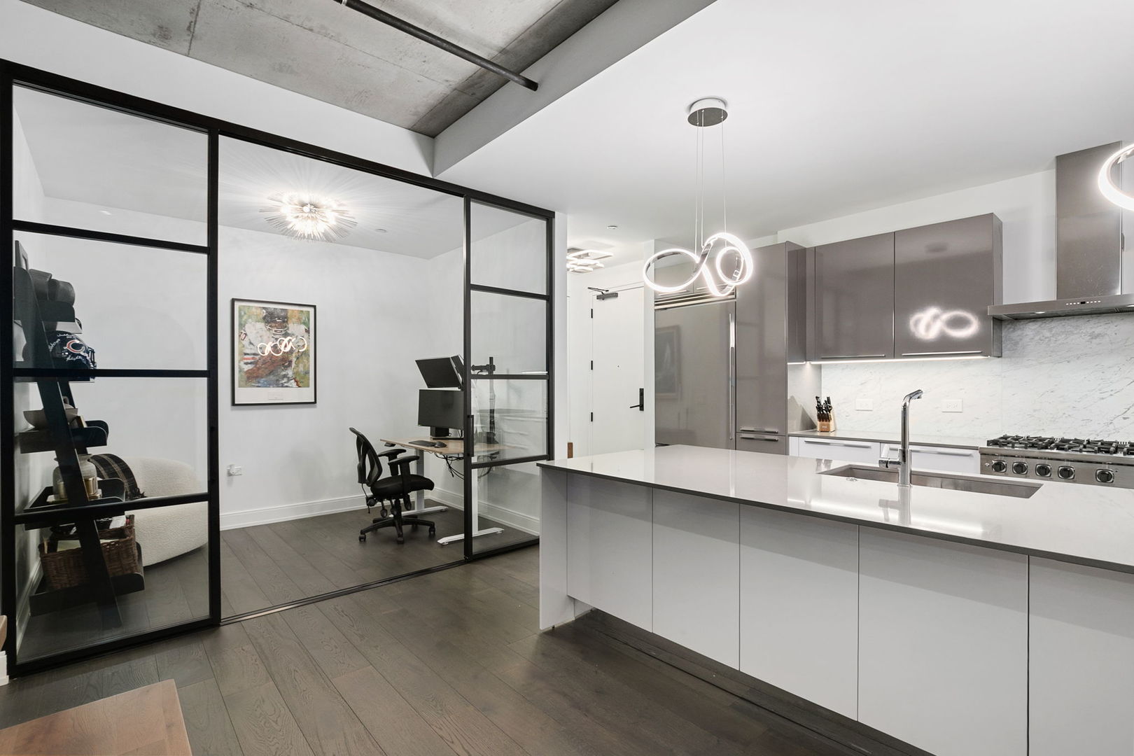 111 S Peoria Street Unit: 506