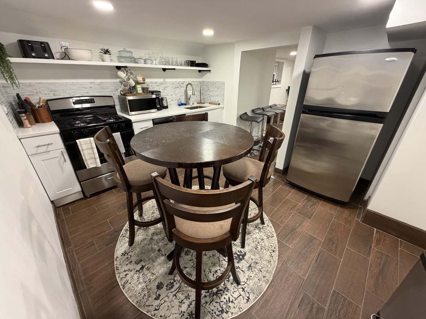 1805 W Cuyler Avenue Unit: G