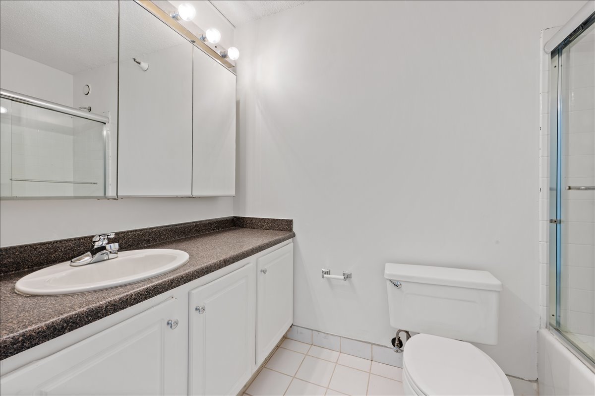 10 E ONTARIO Street Unit: 4602