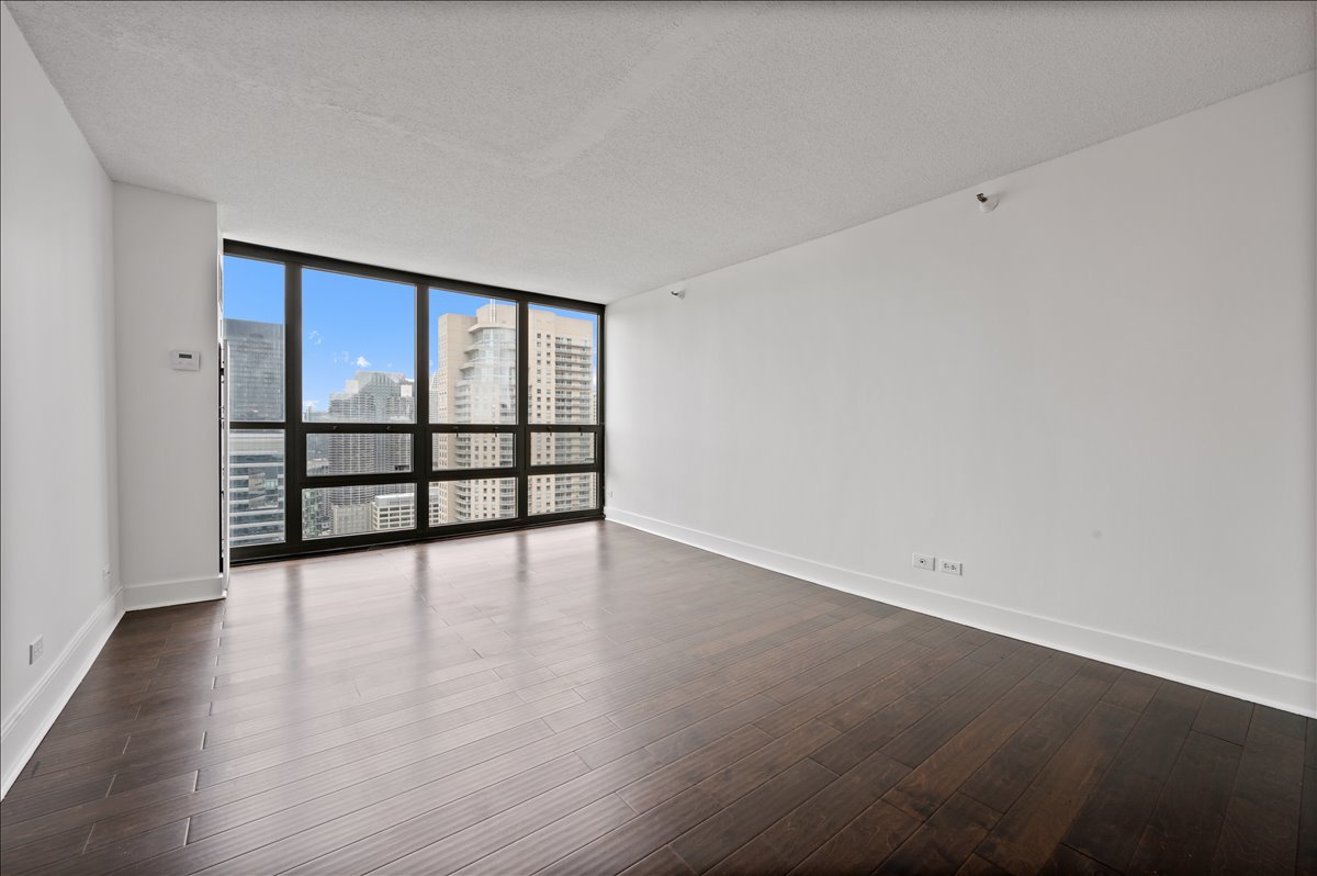 10 E ONTARIO Street Unit: 4602