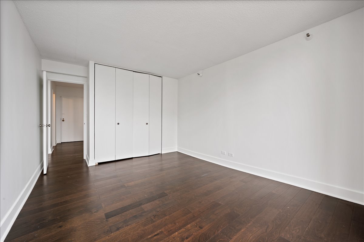 10 E ONTARIO Street Unit: 4602