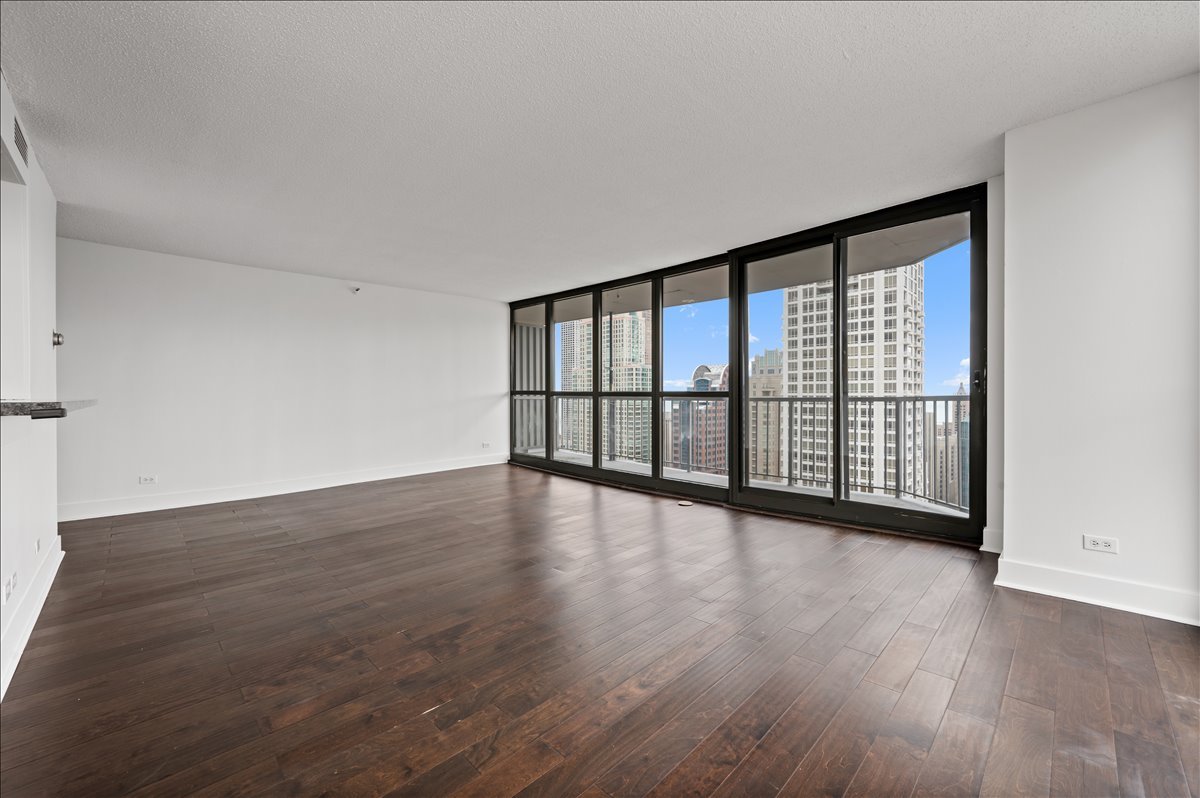 10 E ONTARIO Street Unit: 4602