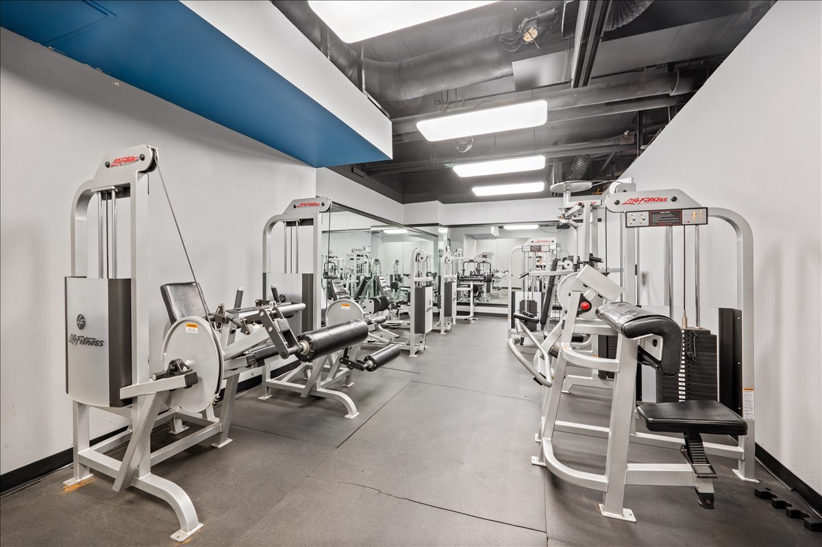 10 E ONTARIO Street Unit: 4602