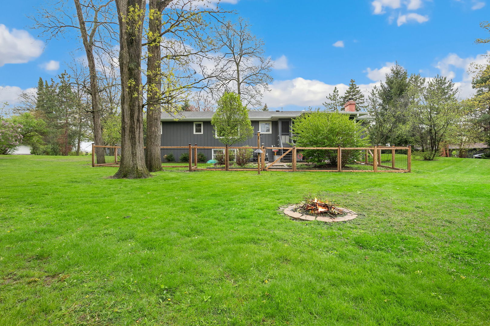 602 Hickory Road