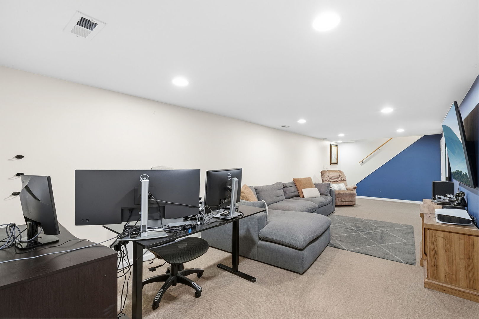 602 Hickory Road
