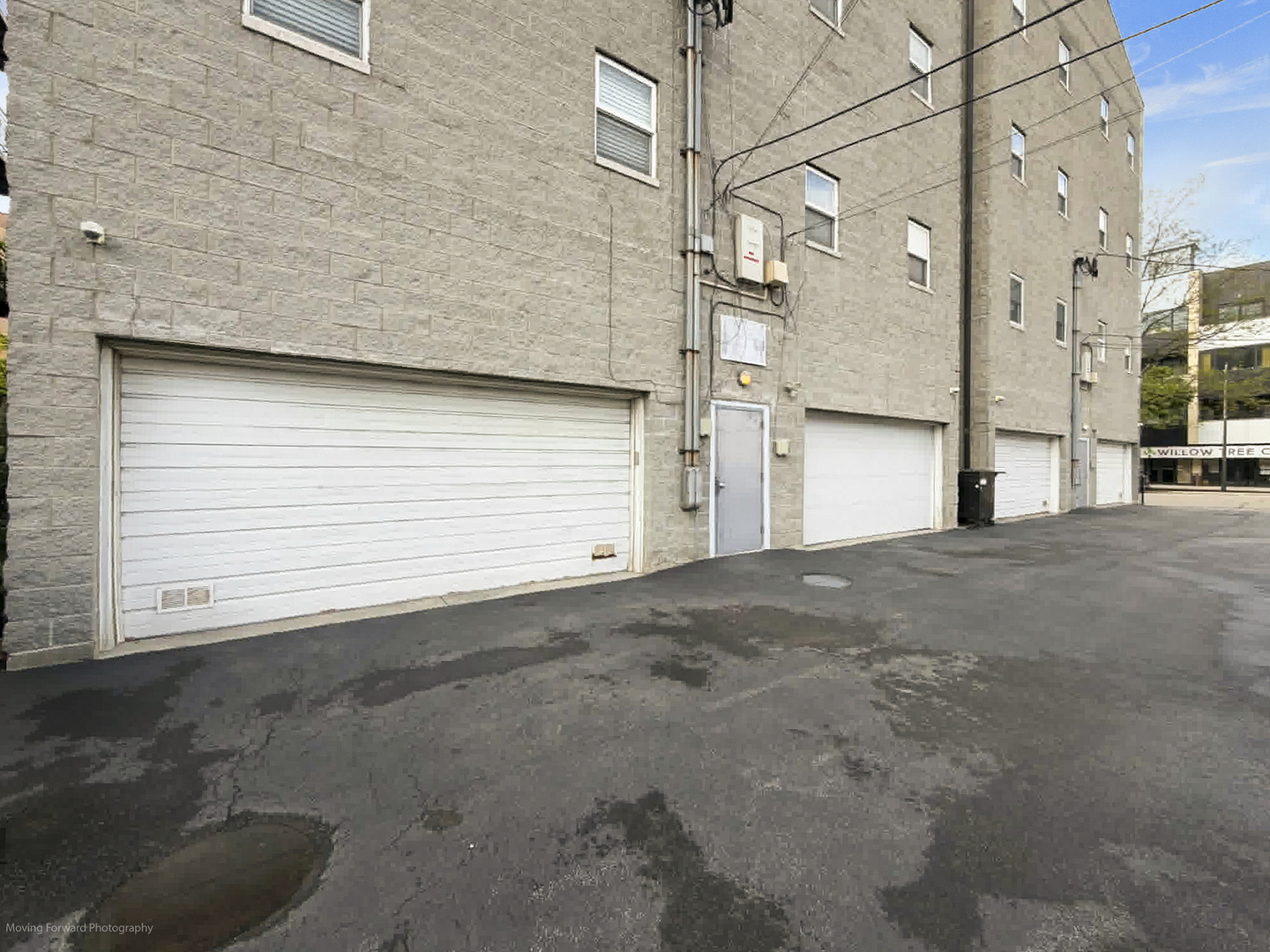2352 W Bloomingdale Avenue Unit: 3W