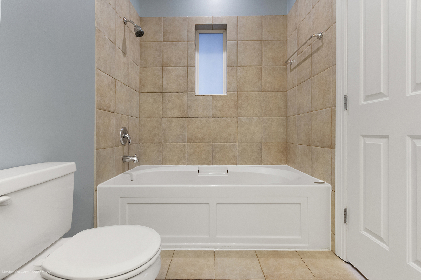 2352 W Bloomingdale Avenue Unit: 3W