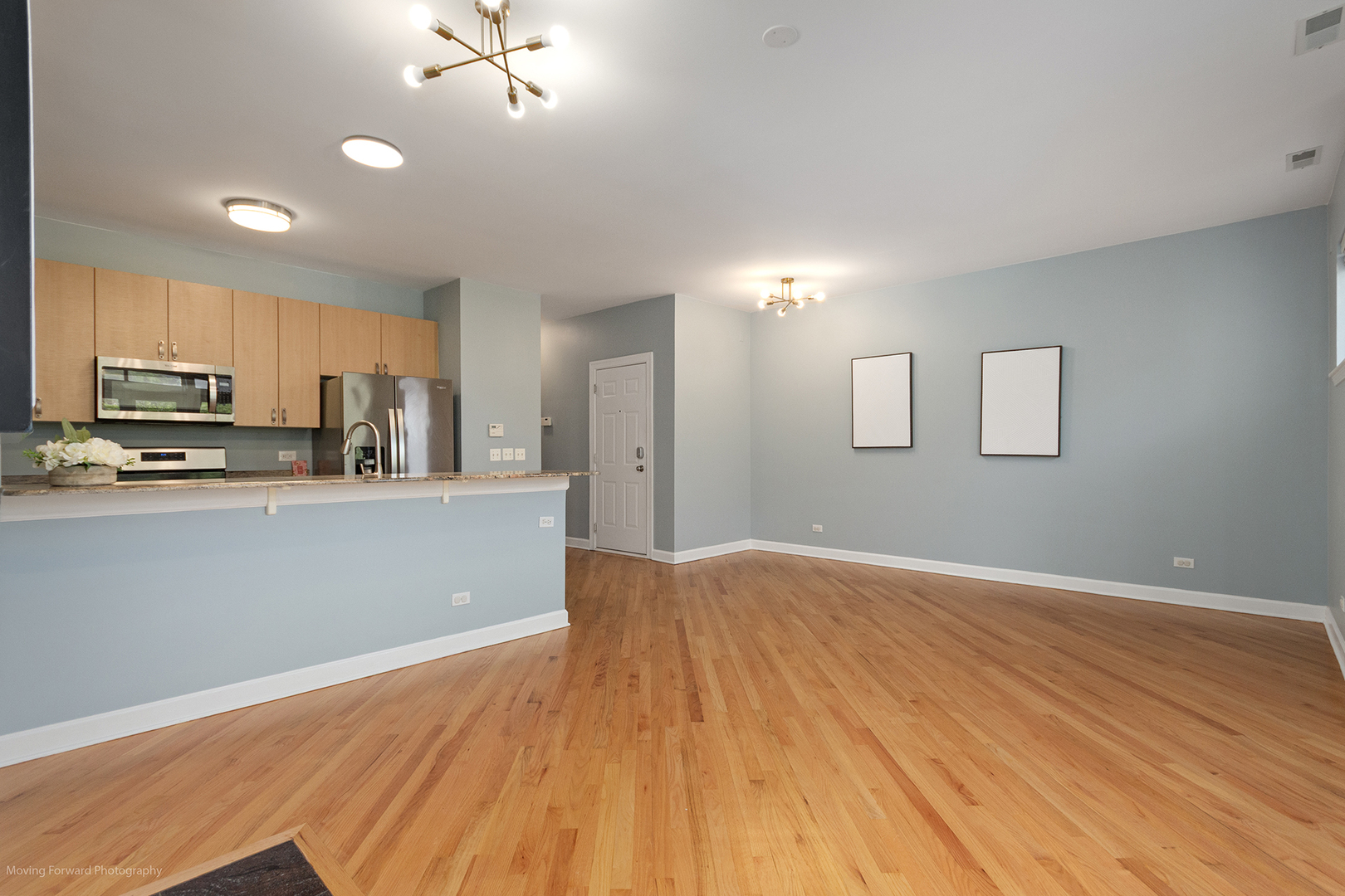 2352 W Bloomingdale Avenue Unit: 3W