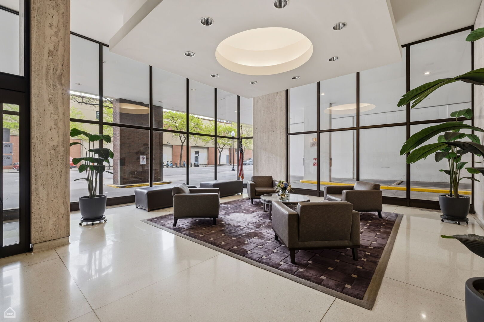 1636 N Wells Street Unit: 1011