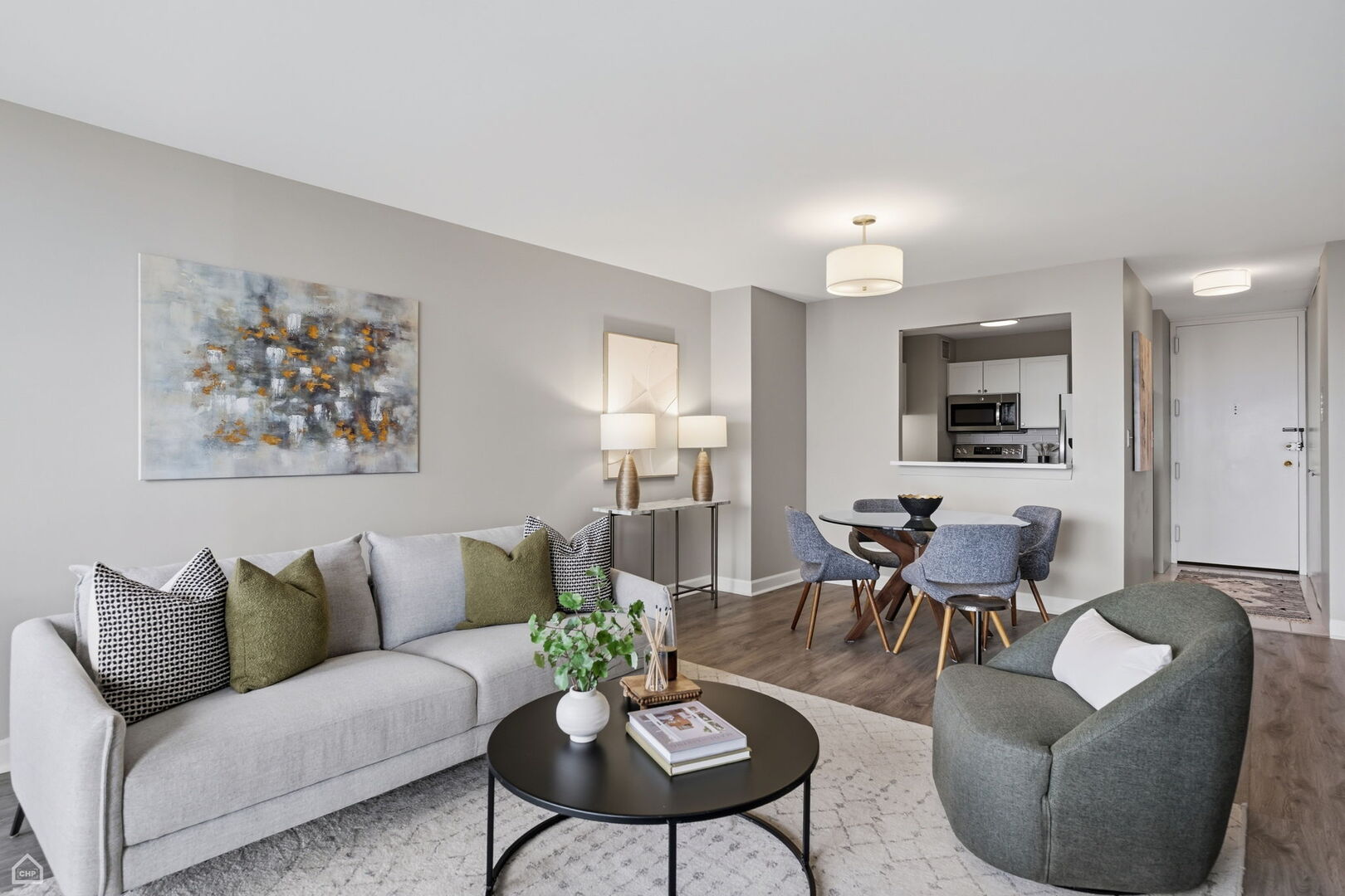 1636 N Wells Street Unit: 1011