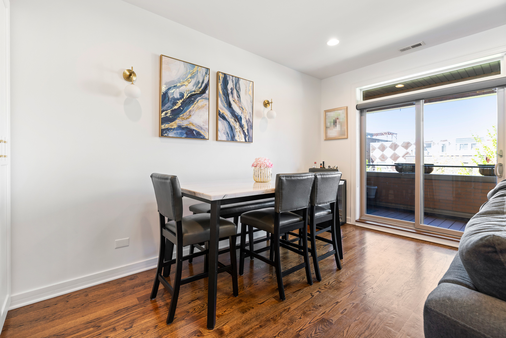 1425 W Grand Avenue Unit: 3E