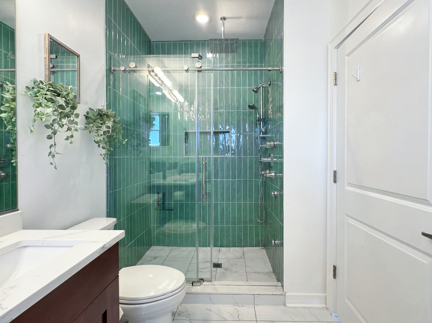 1425 W Grand Avenue Unit: 3E